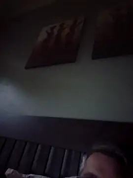 Snapshot of adriaan1975 chatting on 11-27-25, 09:33 adriaan1975 online show from 11-27-25, 09:33