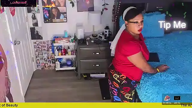 temptressbeauty24 online show from 12-18-25, 11:33