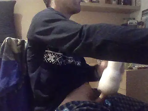 Snapshot of matejk chatting on 10-02-25, 06:15 matejk online show from 10-02-25, 06:15