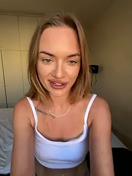 ElenaRebelle online show from 07-09-26, 04:16