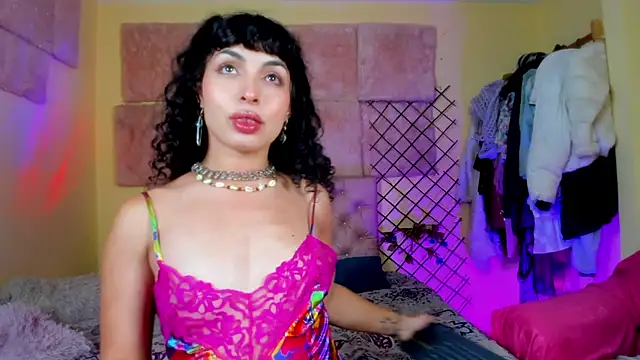 Pia-Jimenez online show from 09-19-25, 05:42