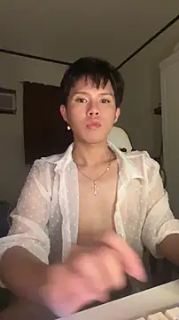 Plaxtique online show from 12-20-25, 05:42