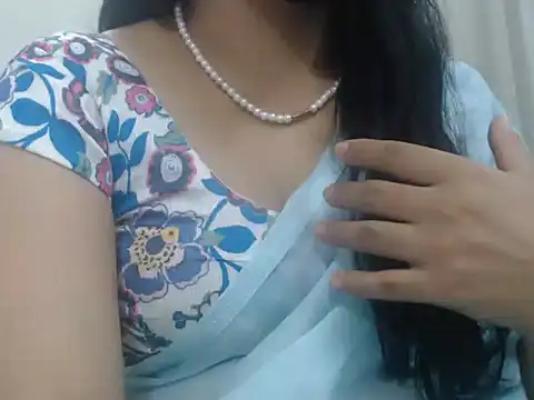 Lovely Siri 23 online show from 07-12-26, 07:54