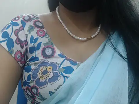 Lovely Siri 23 online show from 07-12-26, 08:00