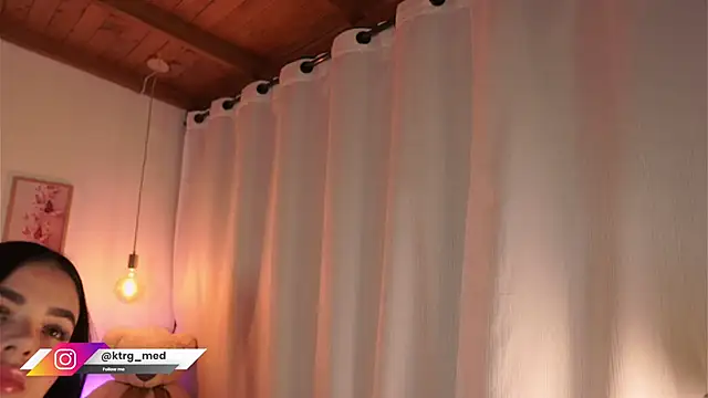 amelie gonzalez online show from 09-27-25, 08:47