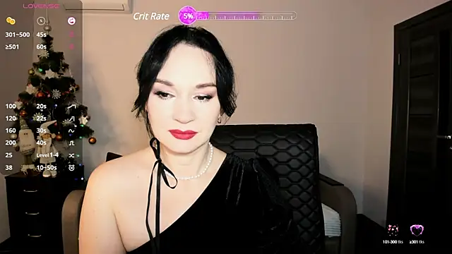 Sofia Ford online show from 12-17-24, 07:29