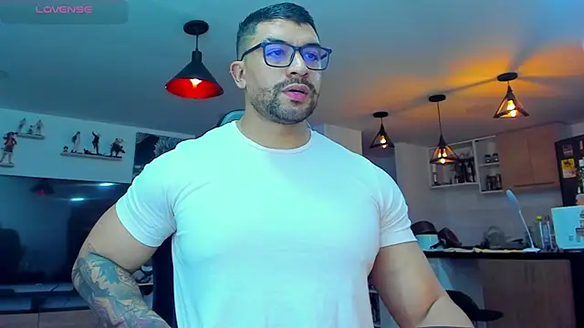 Michael Diamond online show from 12-26-24, 03:27