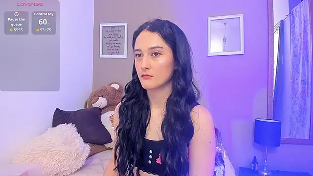 Snapshot of AlissonnFoxx chatting on 01-10-26, 08:43 AlissonnFoxx online show from 01-10-26, 08:43