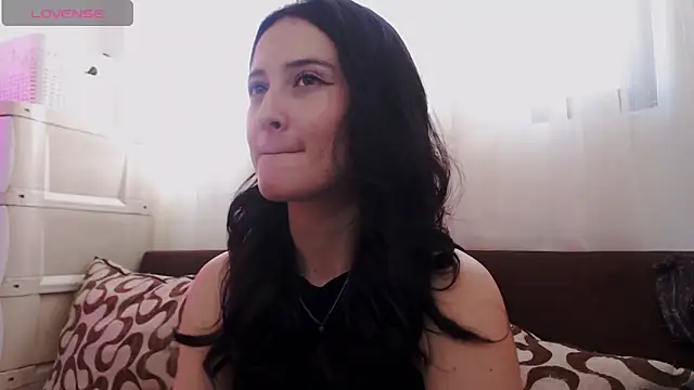 AlissonnFoxx online show from 05-26-26, 09:00