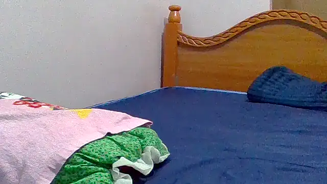 sweet-fancy online show from 04-07-26, 05:08