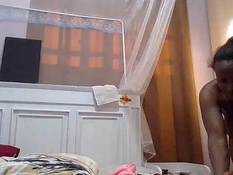 sweet-fancy online show from 06-05-26, 05:47