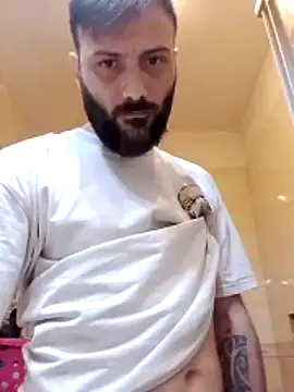 coppiasenzacensura online show from 04-19-26, 05:40