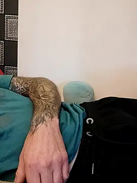 Snapshot of PIercingBoy38 chatting on 10-12-25, 10:36 PIercingBoy38 online show from 10-12-25, 10:36