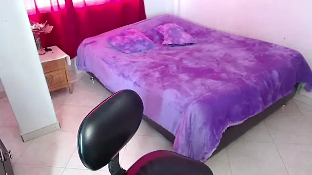 Kathi 04 online show from 12-19-25, 06:26