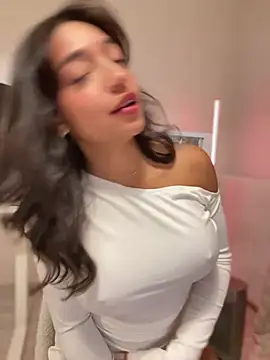 Bellafr online show from 03-01-26, 06:21