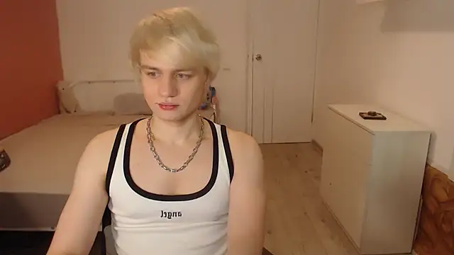 Oliver sweet  online show from 02-13-26, 12:39