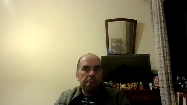 Snapshot of sstrasser chatting on 01-16-25, 12:45 sstrasser online show from 01-16-25, 12:45