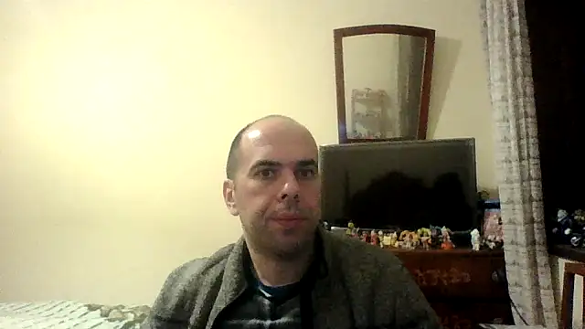 Snapshot of sstrasser chatting on 01-18-25, 01:08 sstrasser online show from 01-18-25, 01:08