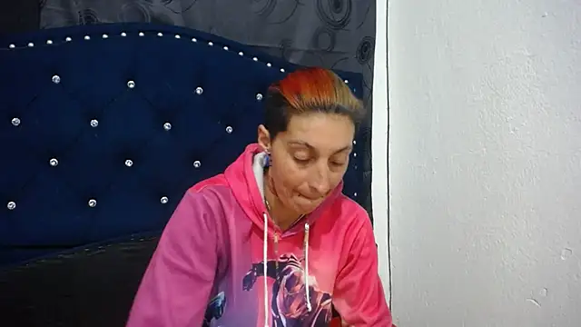 Snapshot of anyu1306 chatting on 12-07-24, 07:16 anyu1306 online show from 12-07-24, 07:16