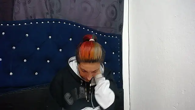 Snapshot of anyu1306 chatting on 12-17-24, 12:22 anyu1306 online show from 12-17-24, 12:22