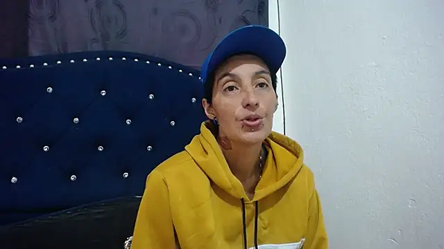 Snapshot of anyu1306 chatting on 01-31-25, 06:14 anyu1306 online show from 01-31-25, 06:14