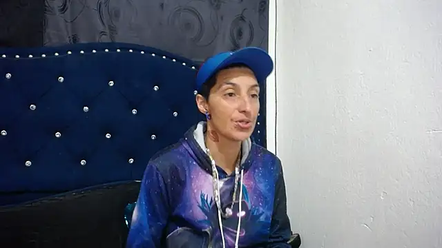 Snapshot of anyu1306 chatting on 03-15-25, 01:41 anyu1306 online show from 03-15-25, 01:41