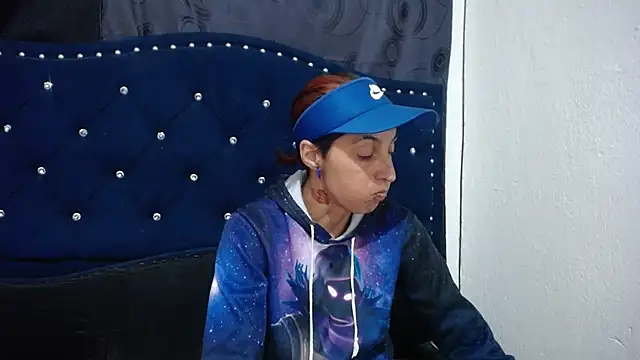 Snapshot of anyu1306 chatting on 03-18-25, 01:32 anyu1306 online show from 03-18-25, 01:32