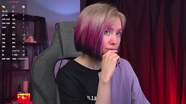 ReiYosimoto online show from 04-10-26, 06:01