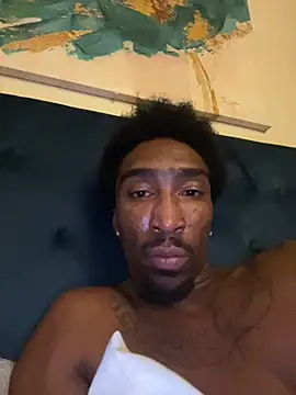 Snapshot of LawrenceBanques chatting on 01-04-25, 03:50 LawrenceBanques online show from 01-04-25, 03:50