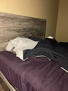 Snapshot of LawrenceBanques chatting on 01-16-25, 05:55 LawrenceBanques online show from 01-16-25, 05:55