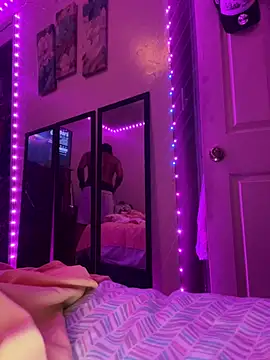 Snapshot of LawrenceBanques chatting on 03-15-25, 06:03 LawrenceBanques online show from 03-15-25, 06:03