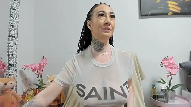 Rayanablackandwhite online show from 10-05-25, 09:56