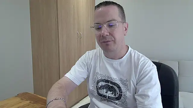 Snapshot of BrettJ81 chatting on 02-22-26, 11:42 BrettJ81 online show from 02-22-26, 11:42
