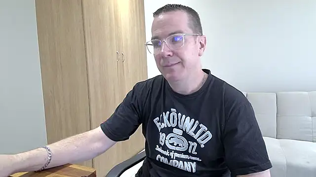 Snapshot of BrettJ81 chatting on 03-21-26, 10:20 BrettJ81 online show from 03-21-26, 10:20