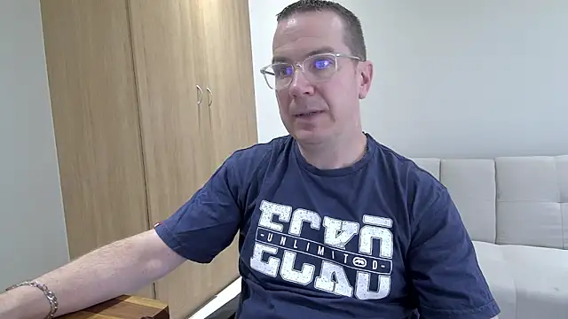 Snapshot of BrettJ81 chatting on 03-24-26, 02:44 BrettJ81 online show from 03-24-26, 02:44