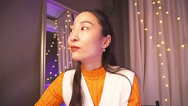 1reisatumi  online show from 11-21-25, 01:32