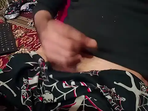 Snapshot of BrownBoy69666 chatting on 01-06-25, 11:42 BrownBoy69666 online show from 01-06-25, 11:42