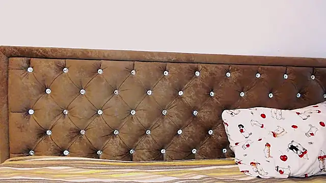 Snapshot of Sara4uu chatting on 11-02-25, 07:22 Sara4uu online show from 11-02-25, 07:22