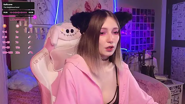 Snapshot of Evie_Ro chatting on 11-29-25, 12:57 Evie Ro online show from 11-29-25, 12:57