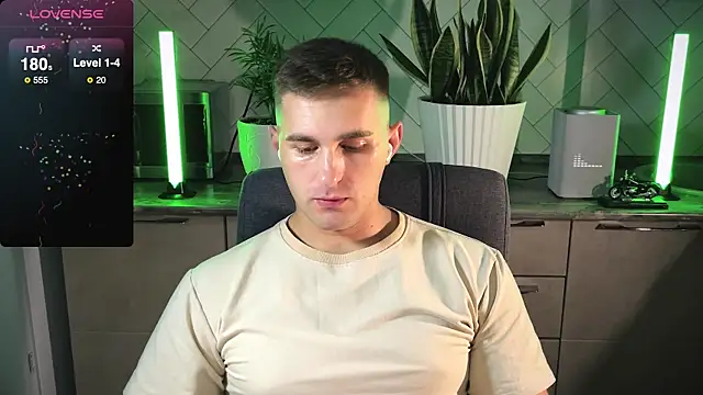 Sweeet  boy online show from 01-24-25, 08:11