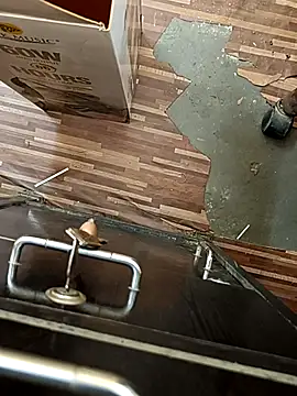 u wan me online show from 03-23-25, 06:16