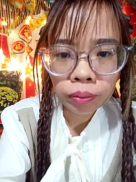   Mai-love19   online show from 02-18-26, 11:50