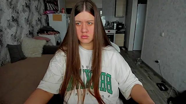 Snapshot of Lis_Kollen chatting on 11-13-25, 10:03 Lis Kollen online show from 11-13-25, 10:03