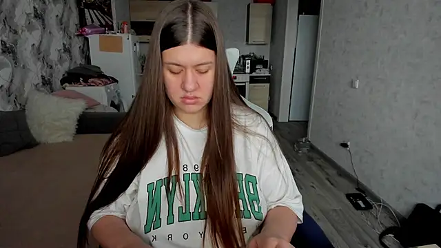 Snapshot of Lis_Kollen chatting on 11-15-25, 09:50 Lis Kollen online show from 11-15-25, 09:50