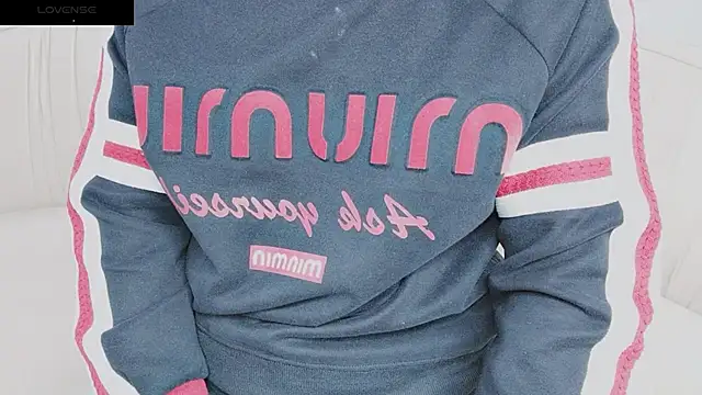 Snapshot of Sophie_Secret chatting on 12-24-24, 08:16 Sophie Secret online show from 12-24-24, 08:16