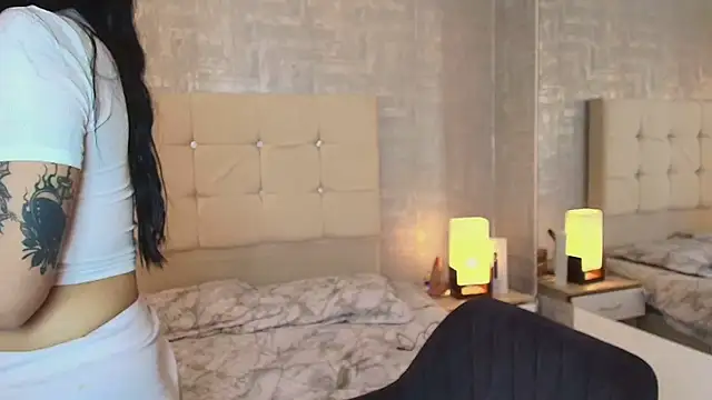 Baby Venuss online show from 01-11-25, 10:08