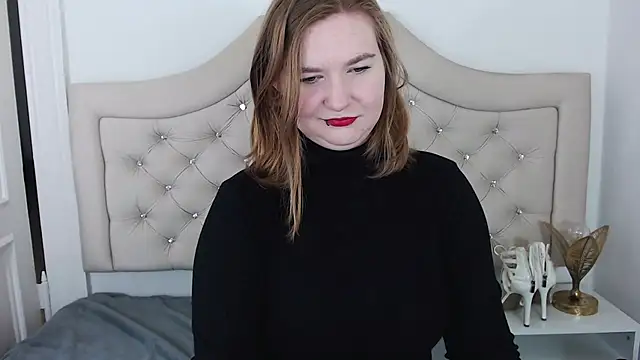 Snapshot of LaraDream chatting on 12-29-24, 08:37 LaraDream online show from 12-29-24, 08:37