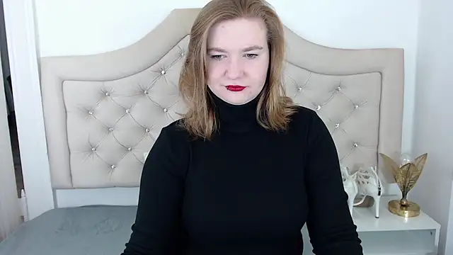Snapshot of LaraDream chatting on 01-02-25, 02:24 LaraDream online show from 01-02-25, 02:24
