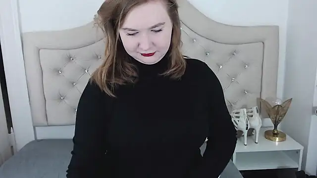 Snapshot of LaraDream chatting on 01-09-25, 08:44 LaraDream online show from 01-09-25, 08:44