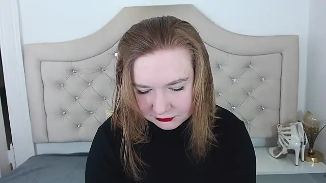 Snapshot of LaraDream chatting on 01-21-25, 09:04 LaraDream online show from 01-21-25, 09:04